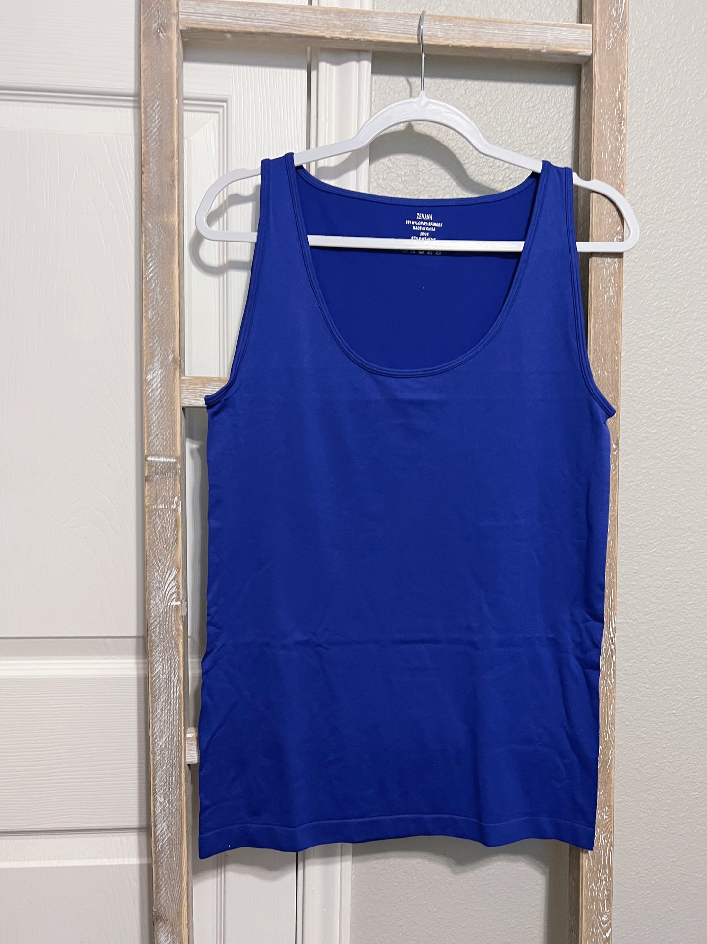 Smoothing Scoop Neck Cami